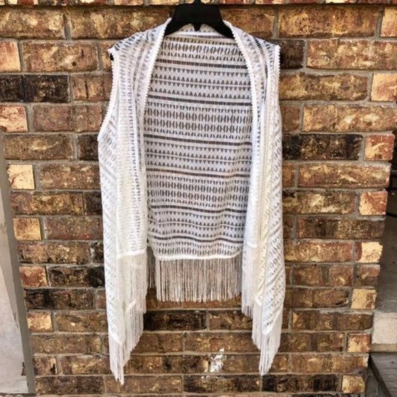 Jackets & Blazers - Landry Fringe Vest Womens One Size NEW White